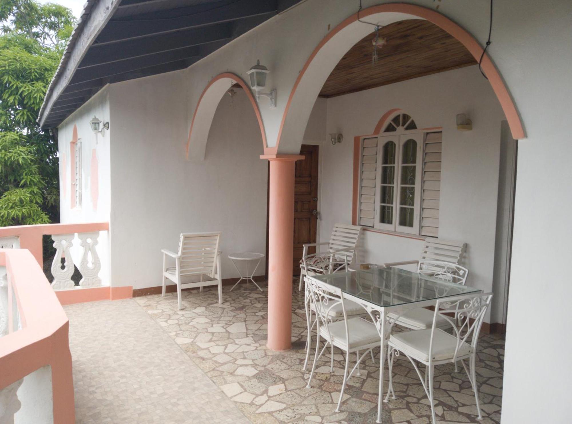 Cozy Family Inn Port Antonio Exterior photo