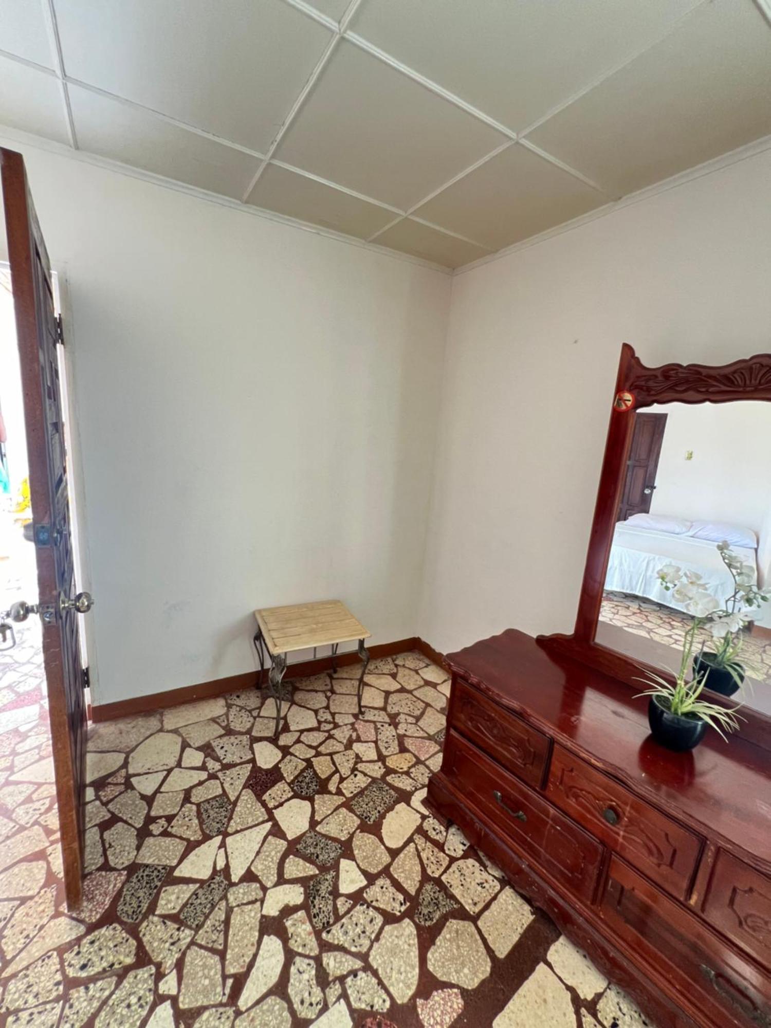 Cozy Family Inn Port Antonio Exterior photo